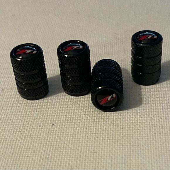 Chevrolet Z71 Logo valve Stem caps in Black set of 4 NWT - Picture 2 of 4